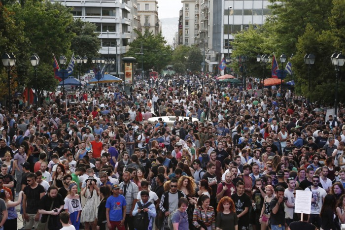 15.000 άτομα στο Σύνταγμα για τη λευτεριά της Κάνναβης