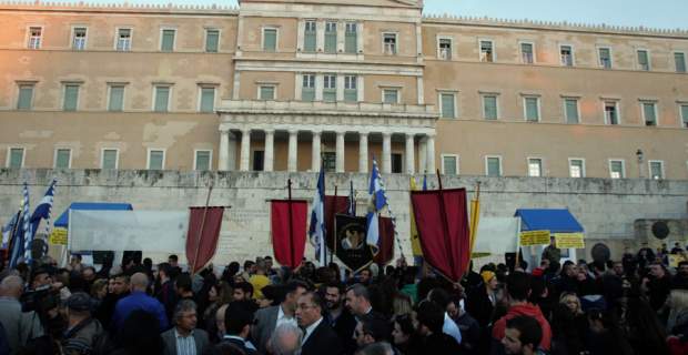 Επικίνδυνη όξυνση και πολιτικά παιχνίδια με το αυγό του φιδιού