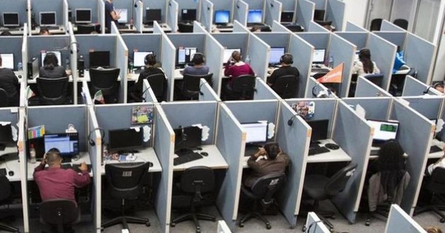 Η «ανταγωνιστικότητα» και η «ανάκαμψη» χρειάζεται το μισθό και το …κεφάλι σου