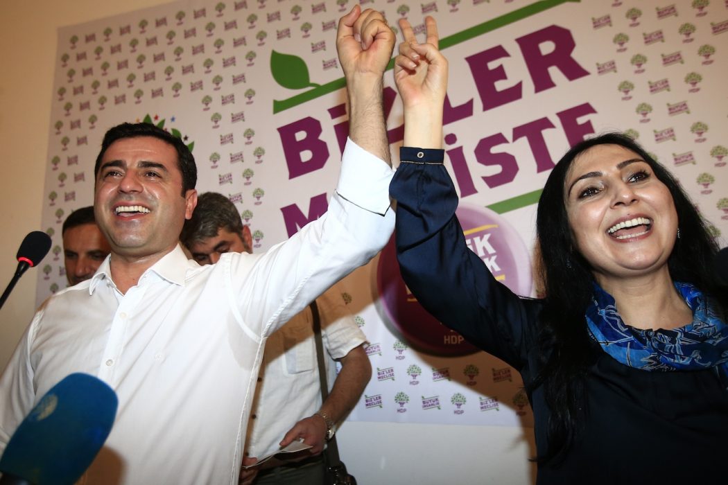 Να απελευθερωθούν άμεσα οι βουλευτές του HDP