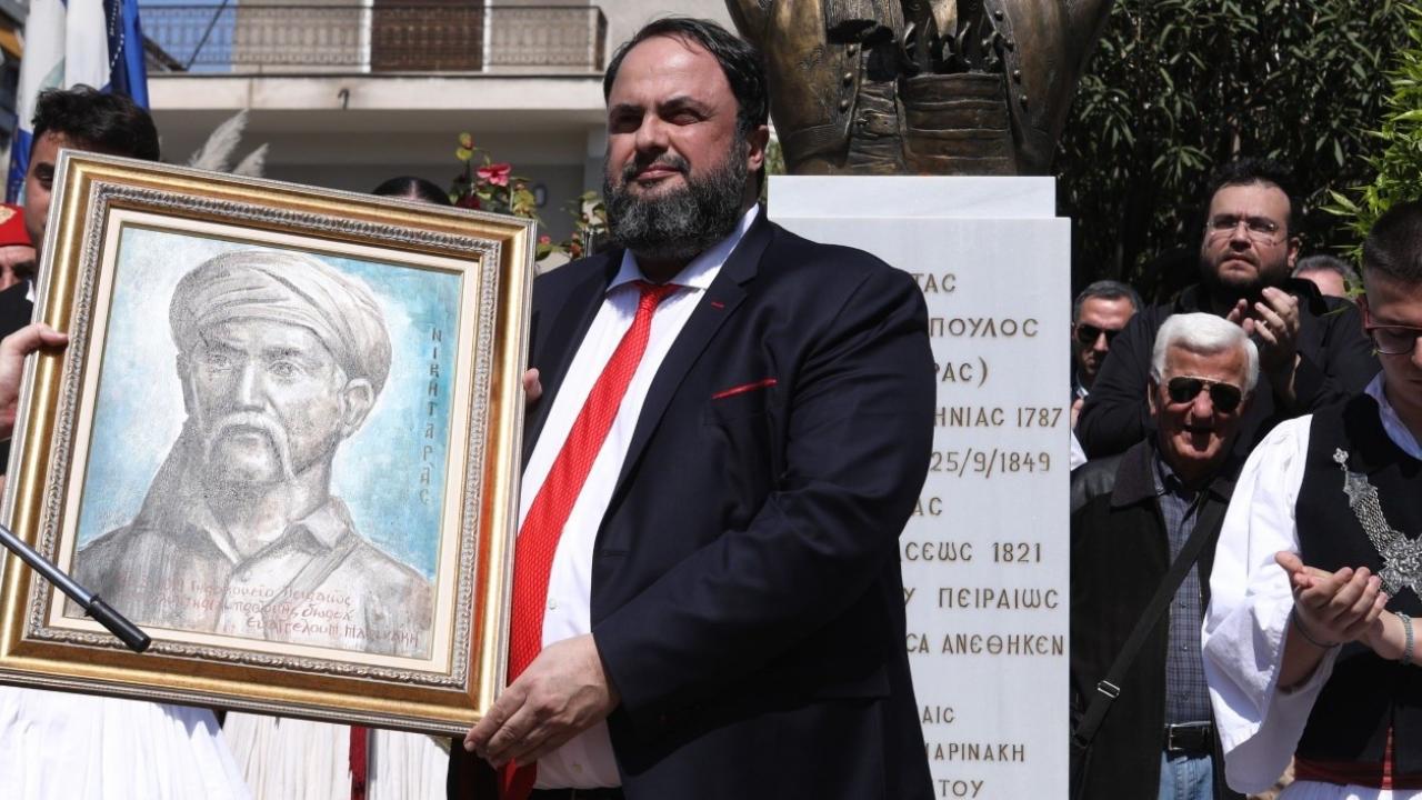 Κομπραδόροι και ραντιέρηδες