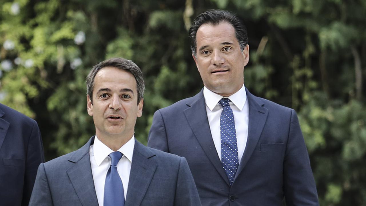 Μαθήματα ιστορίας από Άδωνη: Η Χούντα ήταν φιλελεύθερη – ο Καραμανλής κατέστρεψε την οικονομία