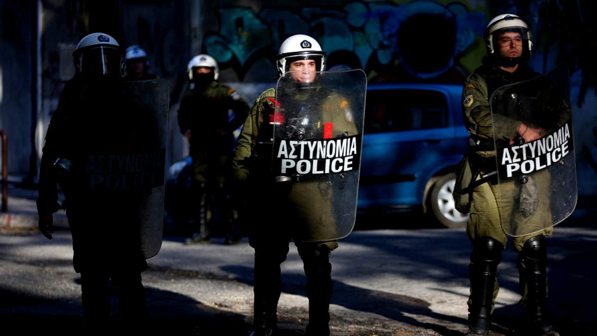 Τα ψέματα της Αστυνομίας και οι ευθύνες Χρυσοχοΐδη