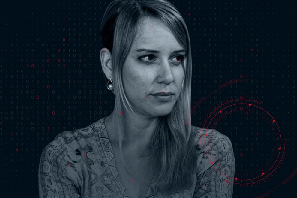 Άρτεμις Σίφορντ: “Με παρακολουθούσαν ΕΥΠ και Predator. Αυτή είναι η ιστορία μου”