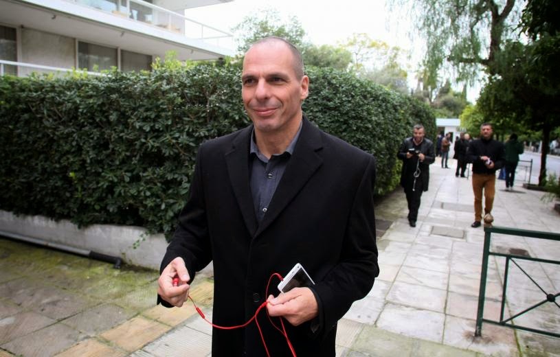 Τα νέα αντικομμουνιστικά φιντάνια του Βαρουφάκη