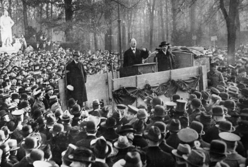 “Κάτω η κυβέρνηση! Κάτω ο πόλεμος”: Σαν σήμερα, 1η Μάη 1916 στο Βερολίνο