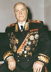 Σαν σήμερα το 1974 αφήνει την τελευταία του πνοή ο «Στρατηλάτης της Νίκης» Γκεόργκι Ζούκοφ