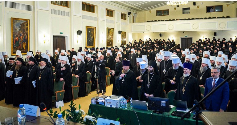 Ουκρανοί και Ρώσοι εθνικιστές έχουν ένα κοινό εχθρό: Τους Μπολσεβίκους.