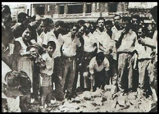 Από τον ΔΟΛ στον Μαρινάκη. – Οταν ο λαός της Αθήνας έκαιγε τις φυλλάδες του συγκροτήματος. Σαν σήμερα το 1965.