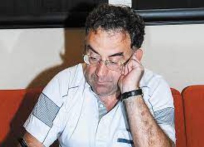 Η σημερινή καταχνιά της δημοσιογραφίας και το φως του Γιώργου Δελαστίκ*