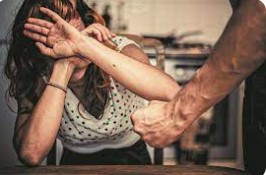 Σοκάρουν τα στοιχεία στην Ελλάδα με τα περιστατικά οικογενειακή βία