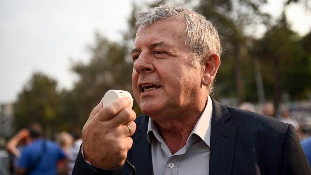 Eάν επιθυμεί ο κ. Καλλιάνος να αποδώσει ευθύνες ας στραφεί στις παθογένειες του ΕΣΥ