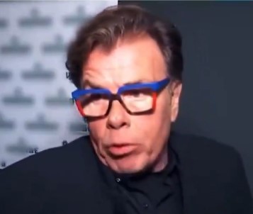 Σιγά μη στάξει η ουρά του γαϊδάρου