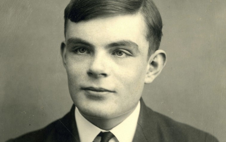 Άλαν Τούρινγκ / Ο άνθρωπος που γέννησε τους υπολογιστές και νίκησε τους ναζί