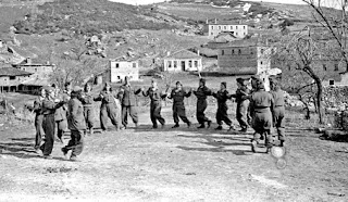 Σαν σήμερα, το 1949, η Γιουγκοσλαβία κλείνει τα σύνορα της για τον ΔΣΕ – «Το στιλέτο του Τίτο χτυπά πισώπλατα τη λαϊκοδημοκρατική Ελλάδα»