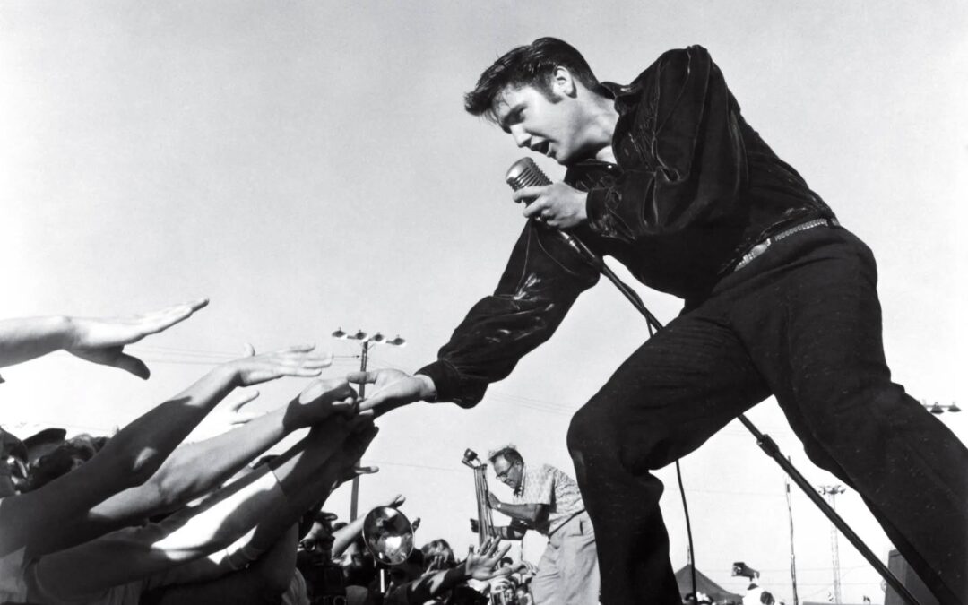 Elvis has left the building – Σαν σήμερα πριν από 49 χρόνια «έφυγε» ο «βασιλιάς» – Τι έλεγε για τη μουσική, το Χόλιγουντ και την «αγωνία του ροκ ν ρολ»