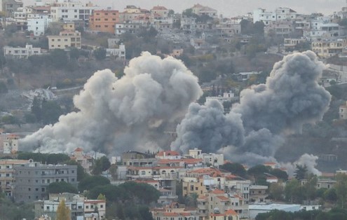 Νέα ομοβροντία ρουκετών της Χεζμπολάχ στο βόρειο Ισραήλ, με επτά νεκρούς
