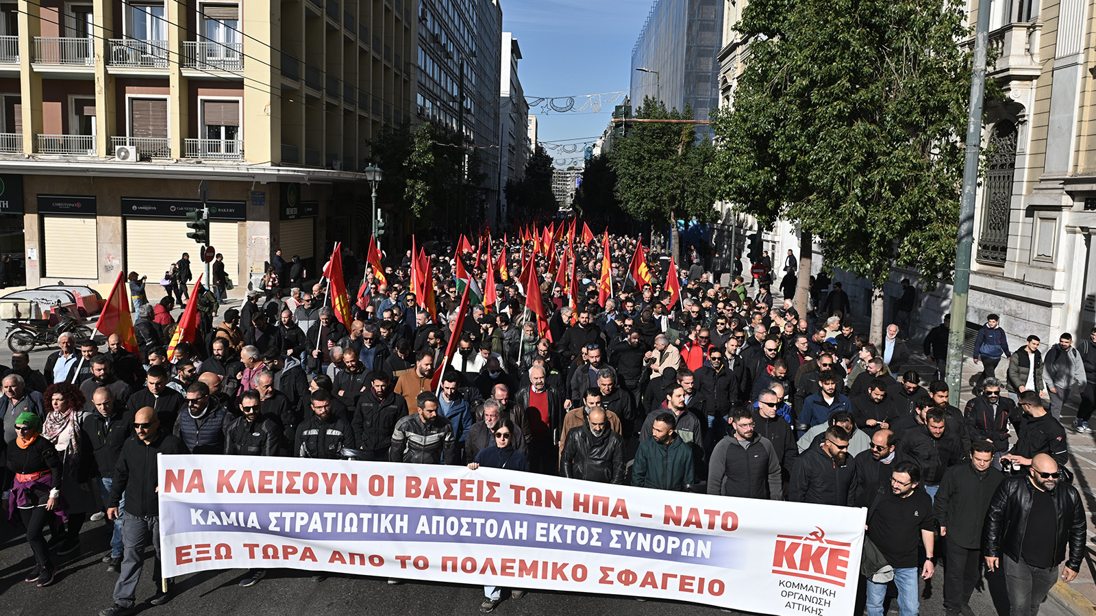Διαδηλώσεις για την επίσκεψη του νέου γ.γ. του ΝΑΤΟ, Μαρκ Ρούτε – Οταν στην προηγούμενη επίσκεψη στην χώρα μας, Ολλανδή δημοσιογράφος εξόργιζε τον Μητσοτάκη.