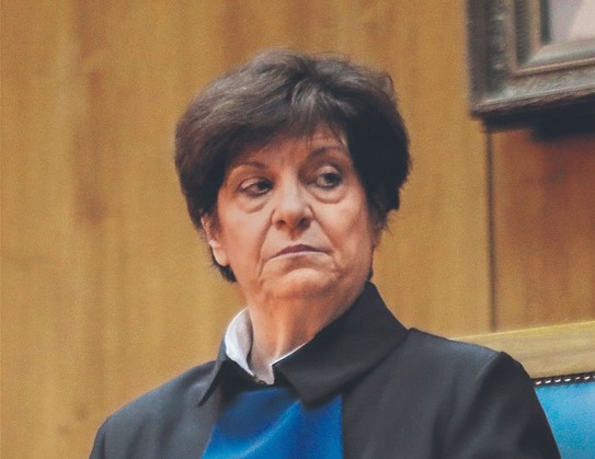 Δεν είναι θεσμός, είναι δεσμός