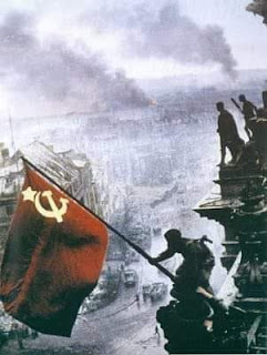 Αέναη τιμή και μνήμη για αυτούς που γνώριζαν την ουσία της ζωής και του θανάτου.