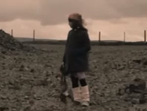 Κάτω από τη γέφυρα