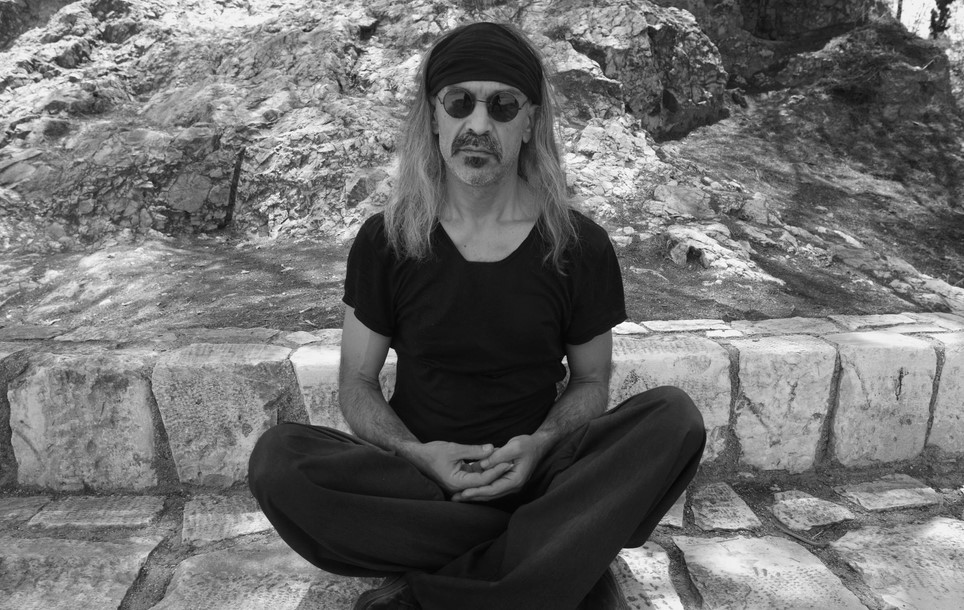 Τάδε έφη, ο αγαπημένος μας Χαϊνης, Δημήτρης Αποστολάκης.