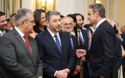Οσο κόβουν τούρτες, στο Προεδρικό Μέγαρο, εμείς φέρνουμε στην μνήμη μας τους δικούς μας ΑΡΙΣΤΟΥΣ – Στο όνομα της Δημοκρατίας τους, θυμόμαστε τον “γιατρό” του ΕΑΤ-ΕΣΑ Μαυρογιαννόπουλο