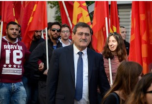 Μπόχα και δυσωδία η Νέα «Δημοκρατία»