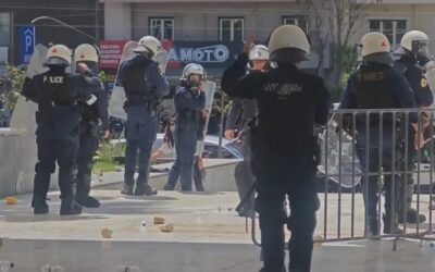 Ξύλο και γκλοπ από τα ΜΑΤ κατά συγκεντρωμένων στην δίκη των Αμπελοκήπων