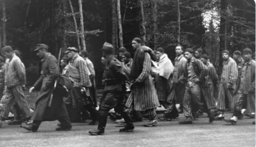 “Το τέρας του Μπέλζεν”. Σαν σήμερα το 1945 συλλαμβάνεται ο εγκληματίας πολέμου Γιόζεφ Κράμερ (Josef Kramer)