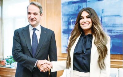 Financial Times: Επιβεβαιώνουν το δείπνο στην Αθήνα και την ατάκα της Γκιλφόιλ ότι οι ΗΠΑ μπορούν να ρίχνουν κυβερνήσεις